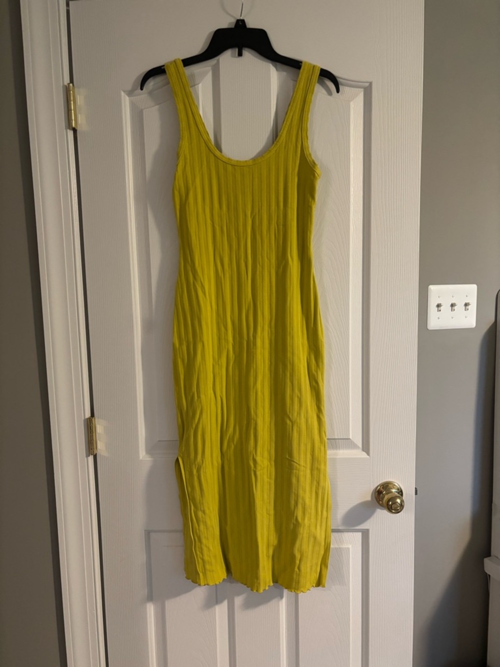 Scoop Neck Yellow Tank Midi Dress